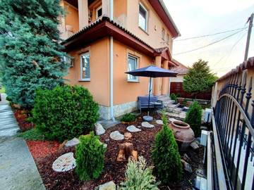 Maison d’hôte pour 2 personnes, avec jardin à Vecsés