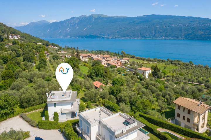 Ganze Wohnung, Casa Oleandri Shared Pool & Lake View in Maderno, Toscolano-Maderno