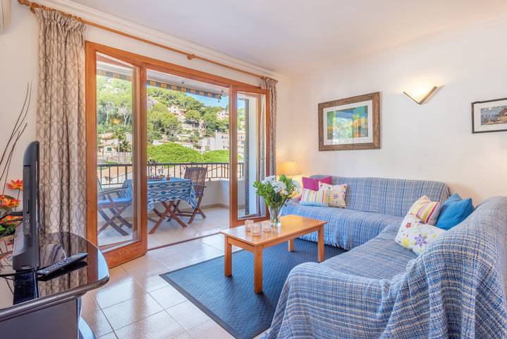 Entire apartment, Beach apartment in Port de Soller. in Port de Sóller, Sóller