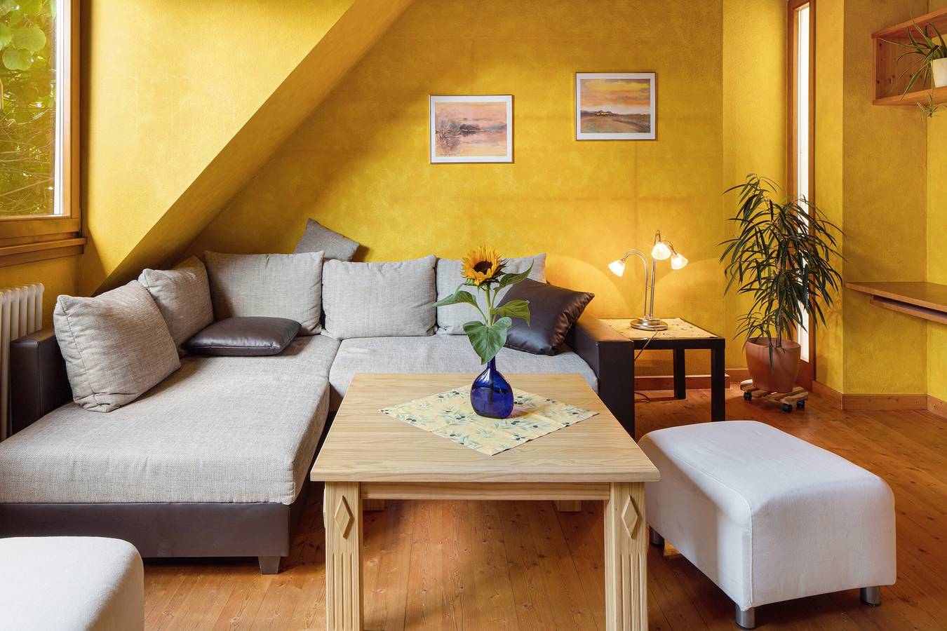 Geheel appartement, Vakantiewoning 'Fewo 1' met wifi in Müllheim, Zuidelijk Zwarte Woud