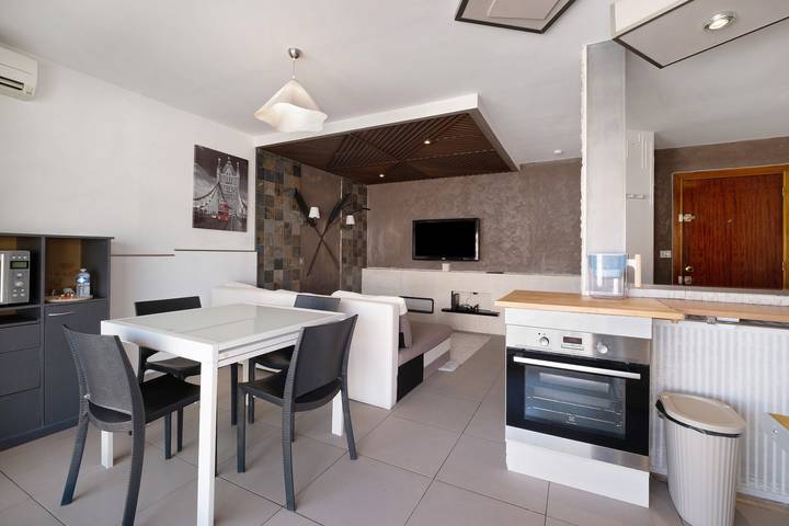 Gîte pour 4 personnes, avec Balcon à Vallauris - 3