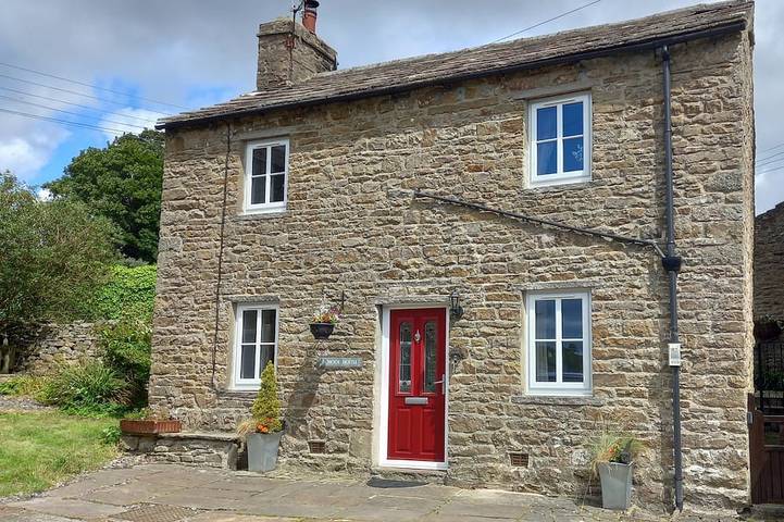 Cottage for 4 people, with Terrace and Garden in Askrigg
