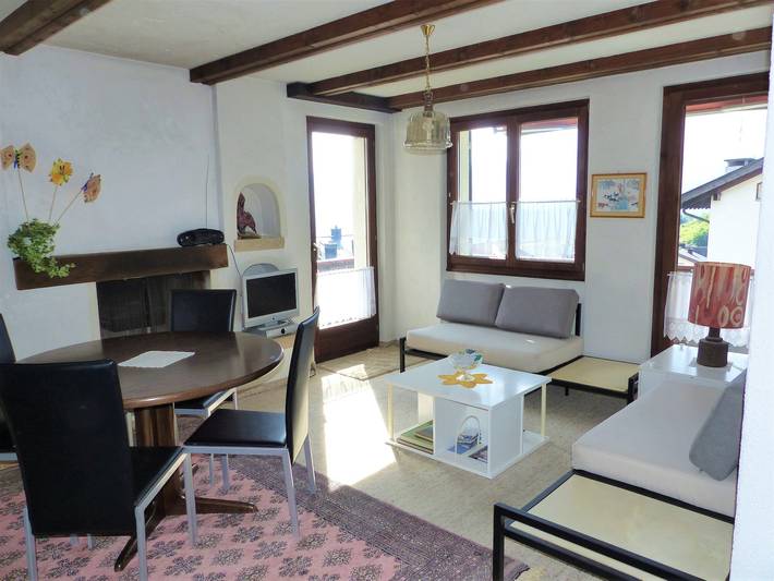 Entire holiday apartment, Flurina / Burtscher - 3 room apartment for 4 persons, best for 2 adults and 2 kids in Falera, Flims Laax Falera