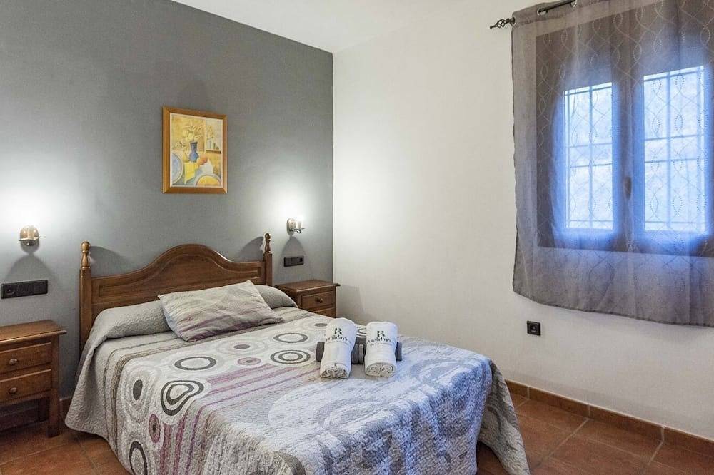 Los Hidalgos de Totalán by Ruralidays in Totalán, Costa del Sol