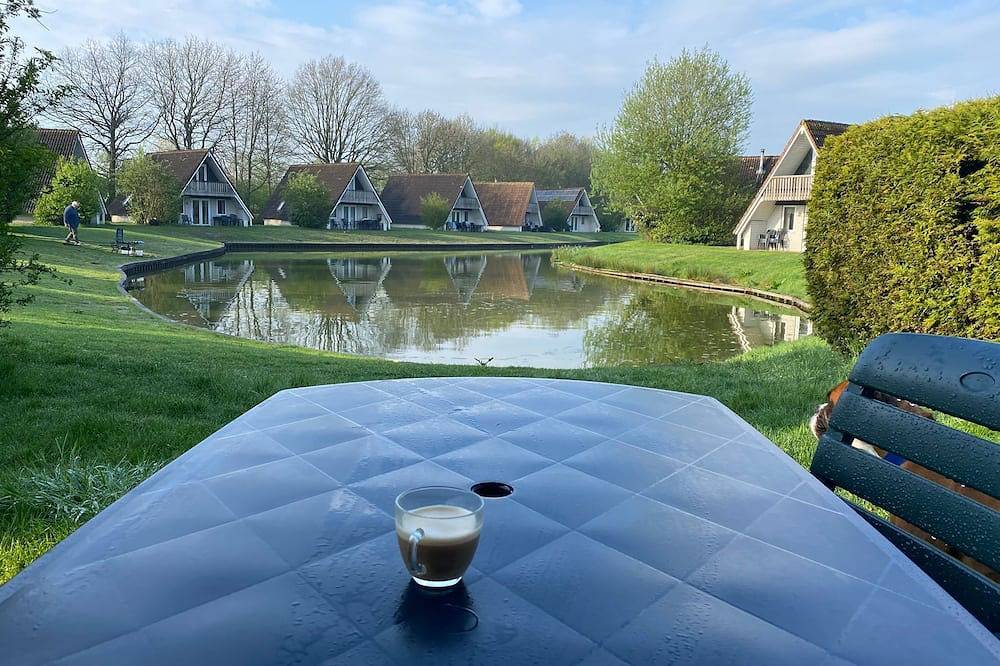Relaxen in mooi vakantiehuis aan visvijver! Huisdieren welkom in Gramsbergen, Hardenberg