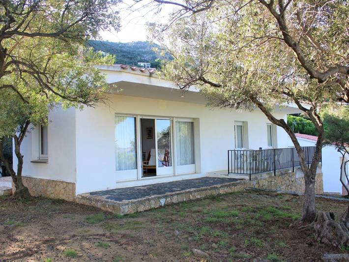 Casa rural para 6 personas, con Terraza y Jardín en Llansá