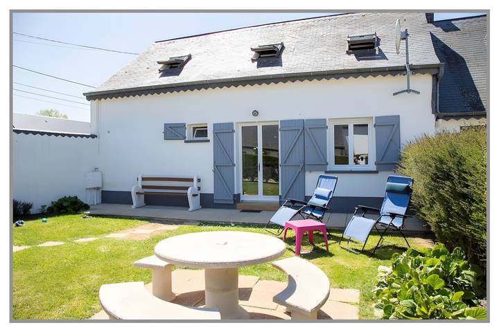 Location de vacances pour 4 personnes, avec jardin, animaux acceptés à Lanchères