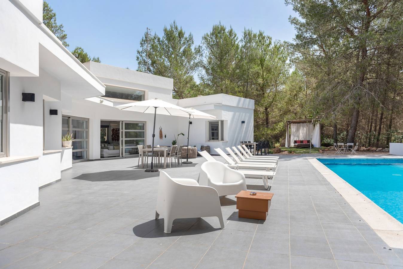 Villa "Can Drago" Private Pool, Large Garden, Terrace, Wifi & A/C in Santa Gertrudis de Fruitera, Santa Eulària des Riu