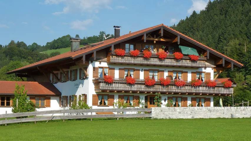Hütte für 5 Personen, mit Balkon und Garten in Grünten
