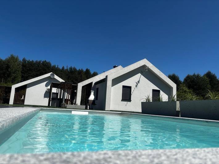 Dom dla 8 osób, z ogród i sauna oraz widok i basen, zwierzęta dozwolone - 1