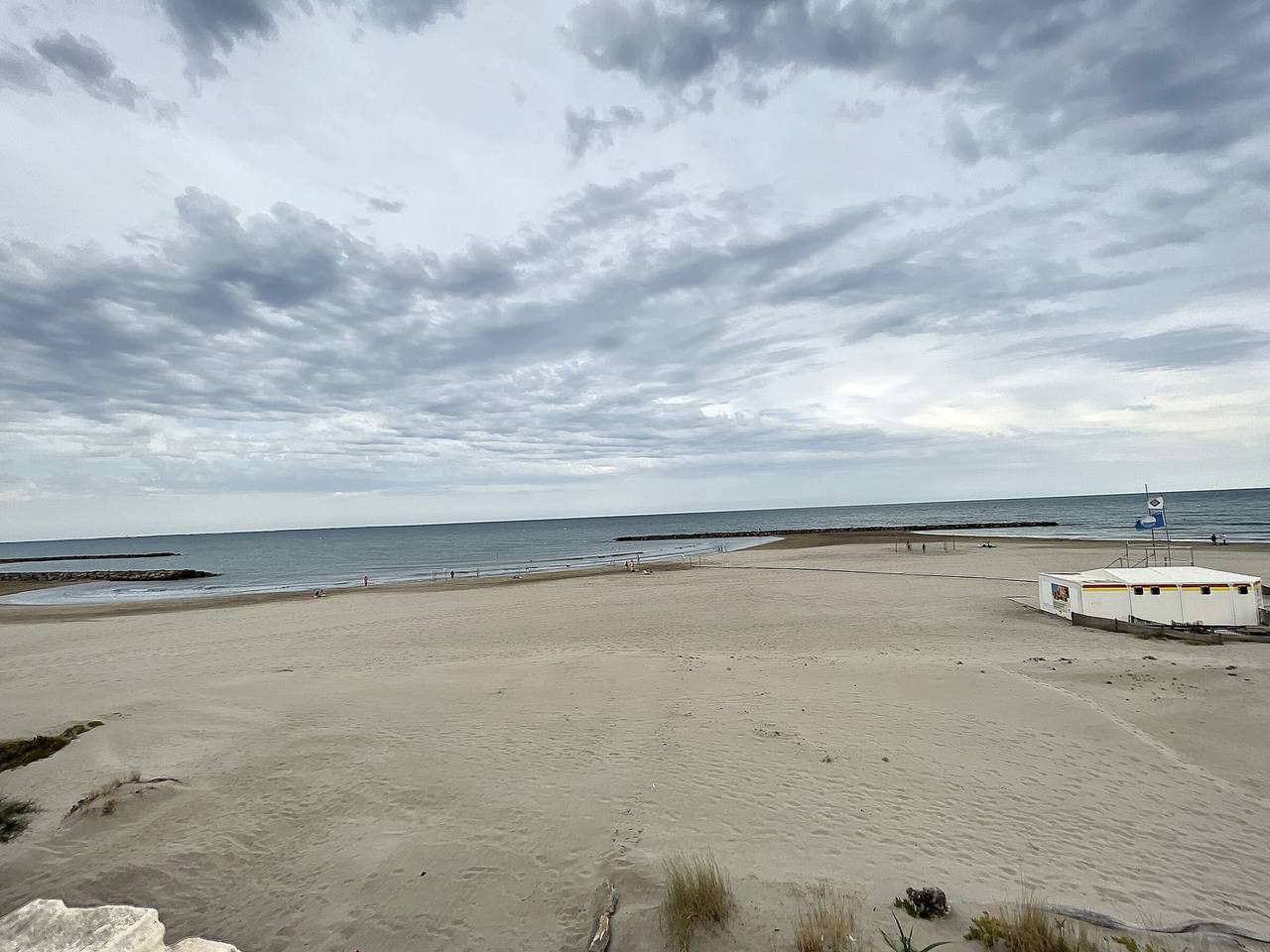 Ganze Wohnung, Carnon F4 Apartment mit Terrasse, Parkplatz, Klimaanlage, Wlan, Strandzugang in Mauguio, Côte d'Améthyste