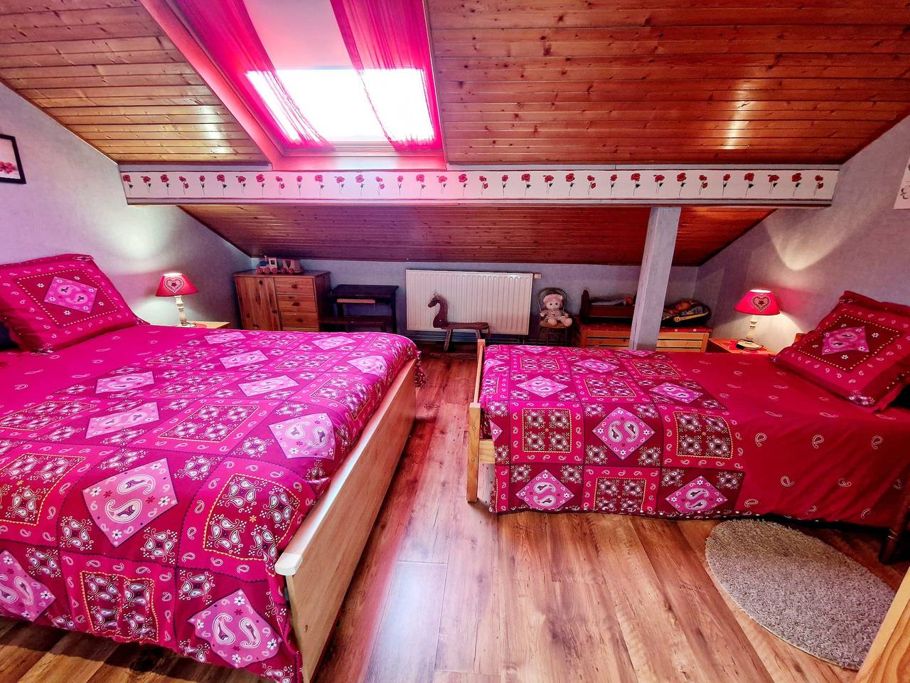 Maison de campagne « Le Gîte Fleuri » avec vue sur la montagne, Wi-Fi et climatisation in Haselbourg, Sarrebourg