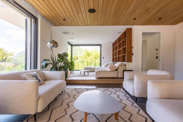 Location de vacances pour 8 personnes, avec terrasse et jardin à Menthon-Saint-Bernard - 3