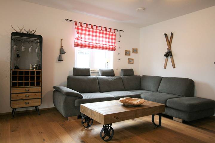 Ferienwohnung für 4 Personen, mit Terrasse und Garten sowie Ausblick in Schwangau - 2