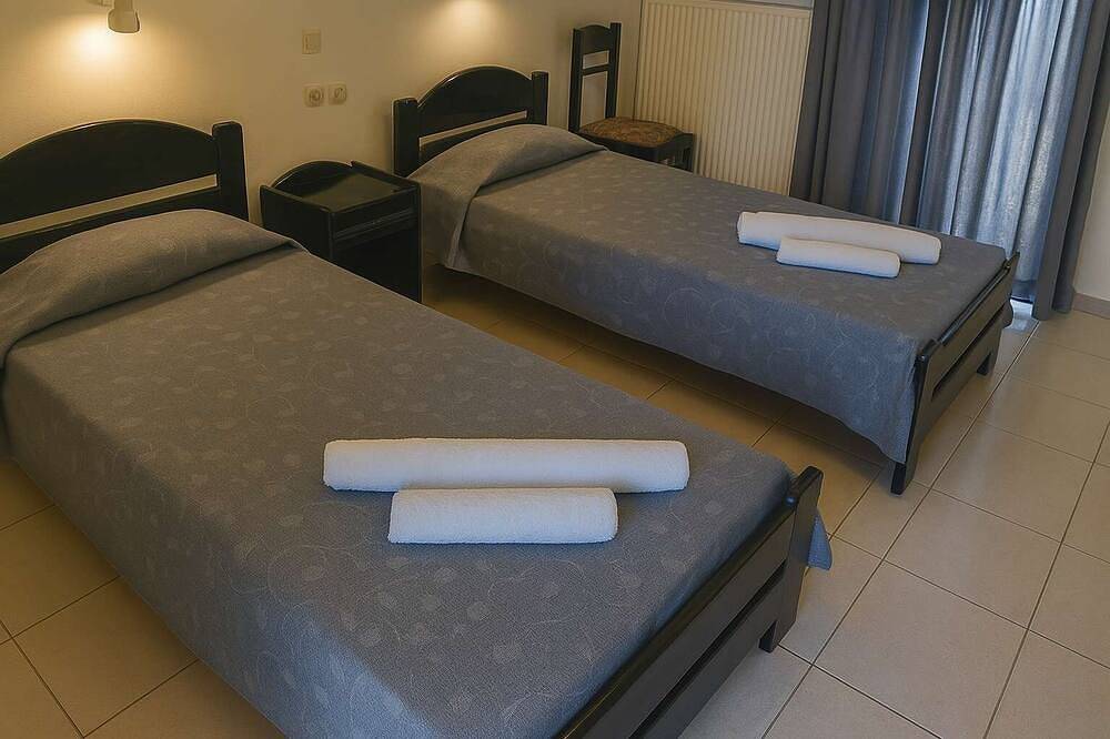 Aqua Bliss at Royal Club Hotel - Comfy Twin Room in Ileia