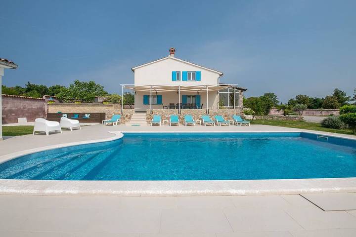 Villa für 8 Personen, mit Garten und Pool, mit Haustier in Rovinj - 2