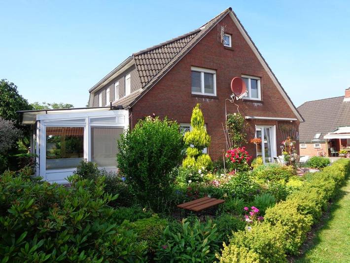 Ferienwohnung für 2 Personen, mit Terrasse und Garten sowie Ausblick