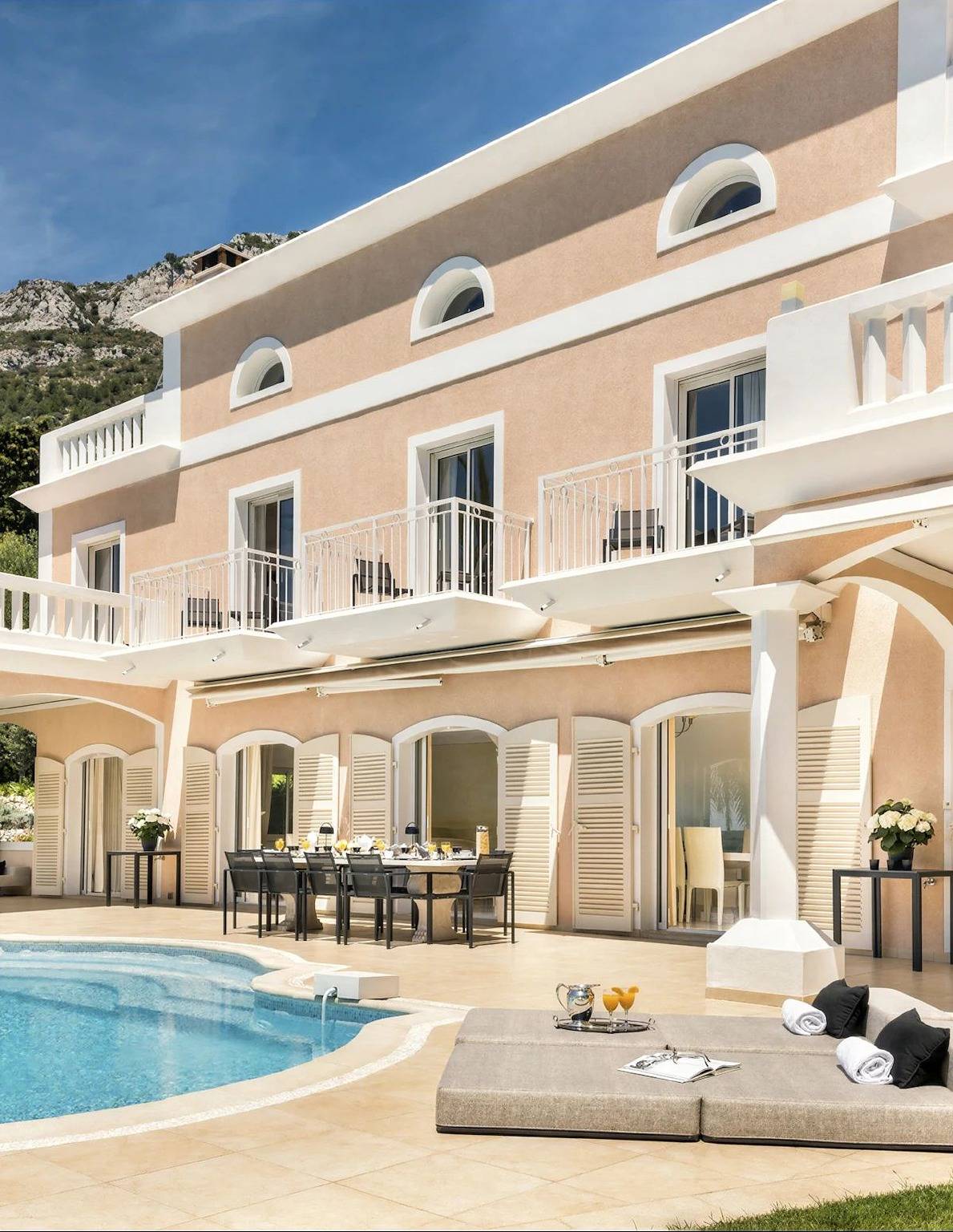 Villa pour 12 personnes avec piscine in Cap-d'Ail, Côte méditerranéenne (France)