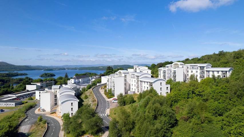 Apartahotel para 7 personas, con jardín y vistas en Irlanda