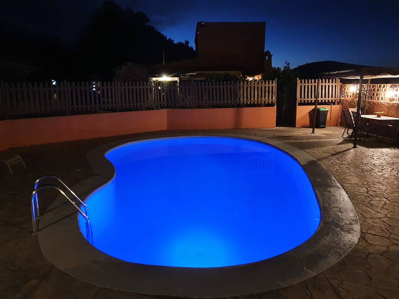 "Villa Rural El Poleo Dr" con vista sul mare, piscina, Wi-Fi e terrazza in Saucillo, Galdar