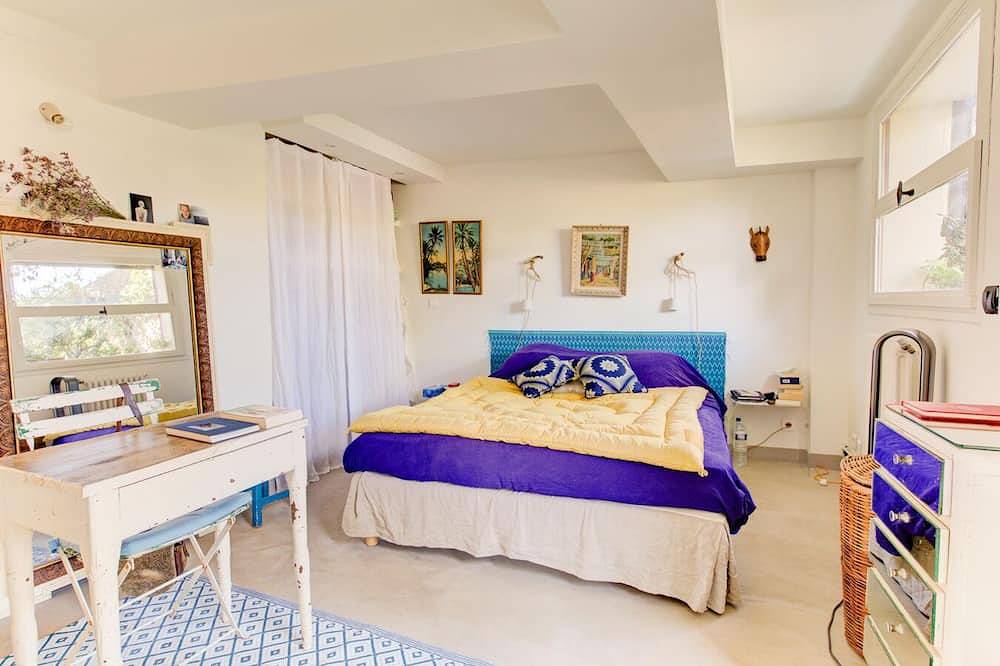Charmantes Haus mit Pool & traumhafter Aussicht – Marseille Endoume in Marseille, Marseille und Umgebung