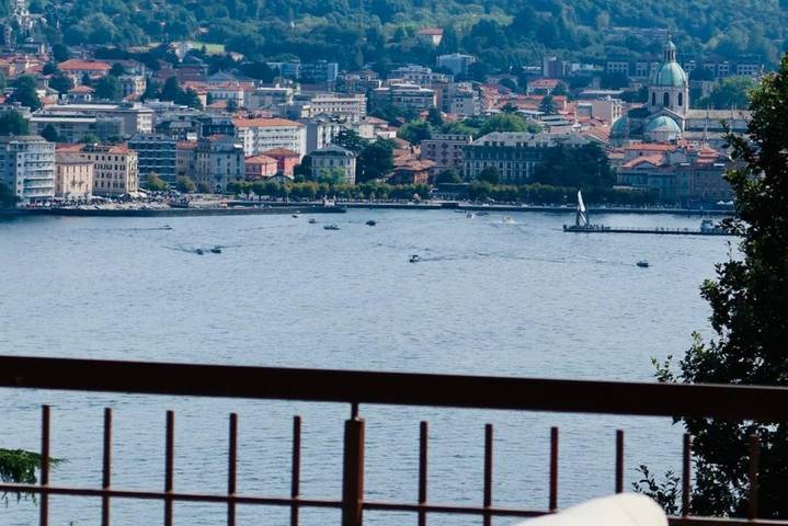 Ferienwohnung für 6 Personen, mit Balkon/Terrasse und Seeblick in Como - 2