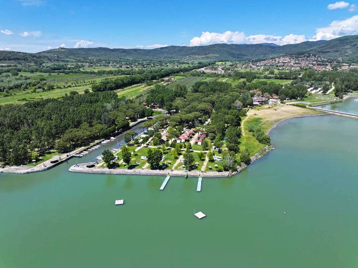 Camping für 6 Personen, mit Garten, mit Haustier am Lago Trasimeno - 2