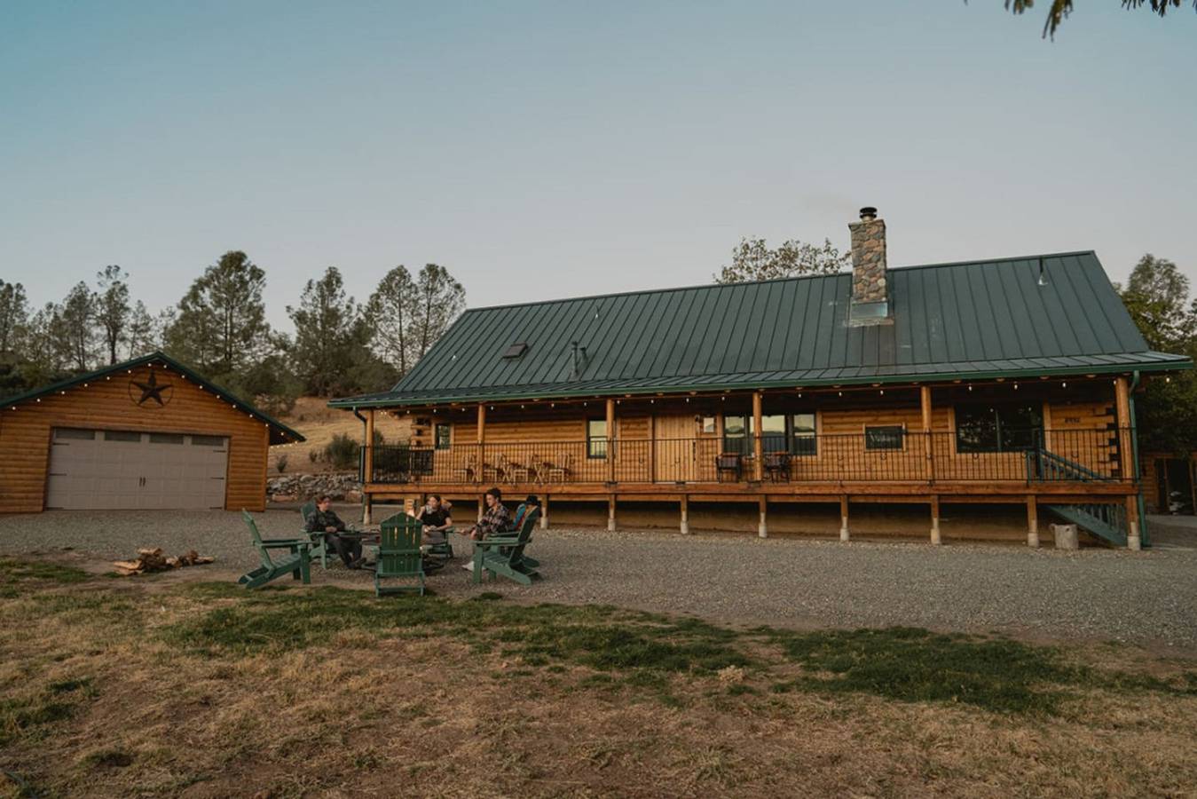 Ganzes Studio, Scenic View *Timber Lodge* Hottub by Casa Oso in Mariposa County