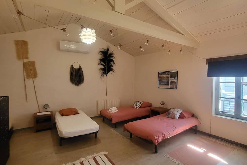 Mas les Pagnons in Velleron, Vaucluse