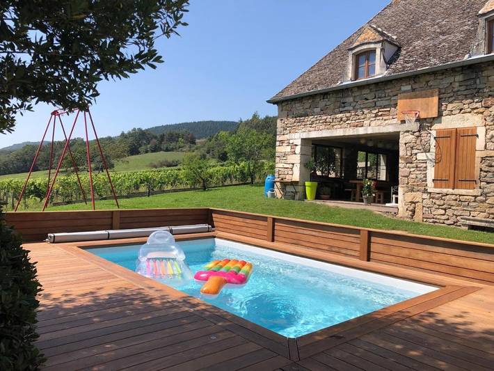 Gîte pour 6 personnes, avec jacuzzi ainsi que jardin et piscine dans Saint-Mard-de-Vaux
