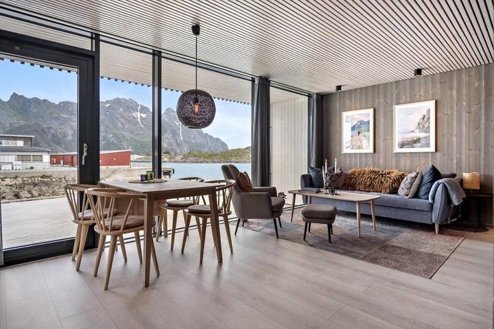 Ferienwohnung für 8 Personen, mit Ausblick und Balkon in Vågan