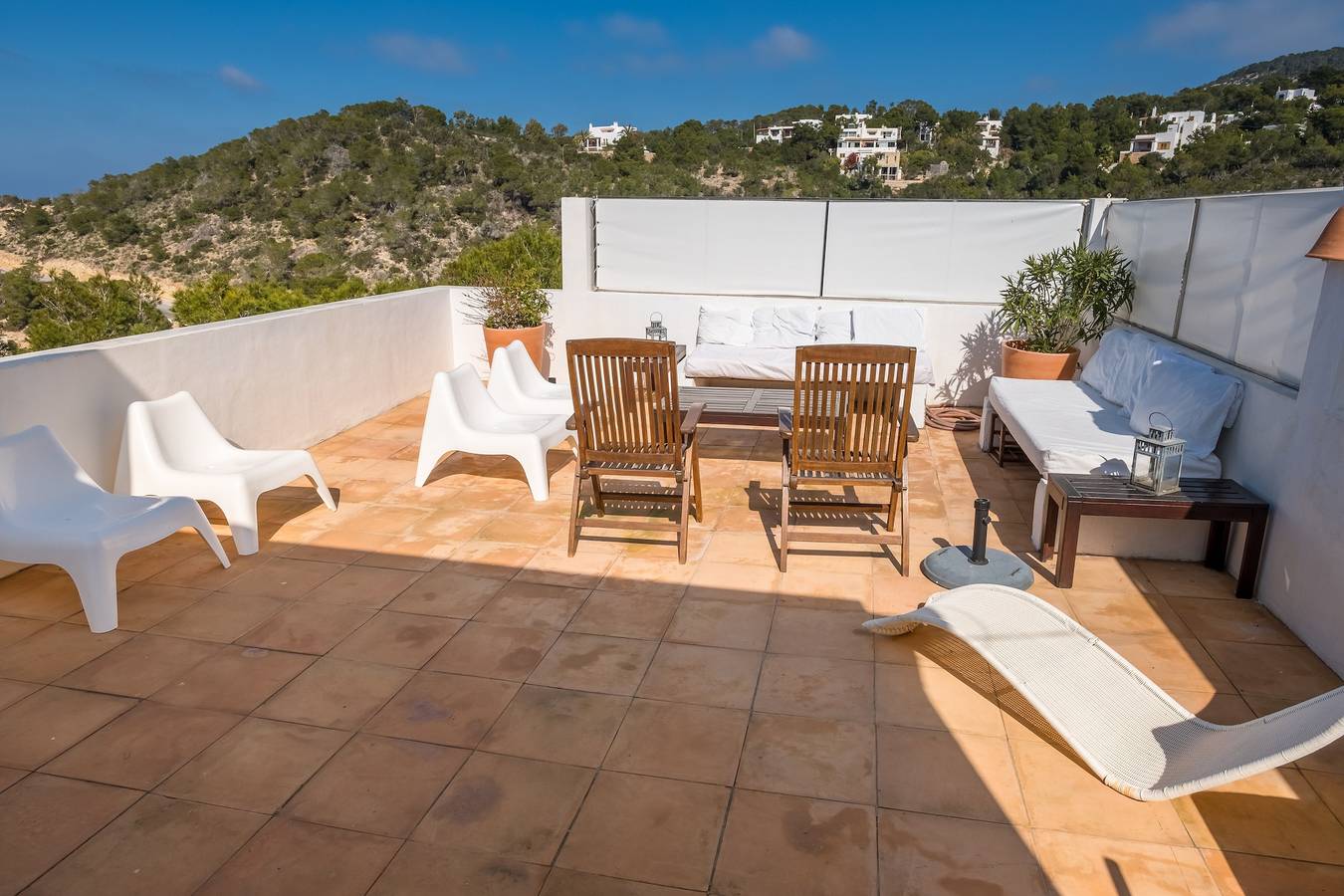 Vakantiehuis met airco, zeezicht, op 100m van Cala Vadella strand, Wi-Fi & parkeren, foto 11