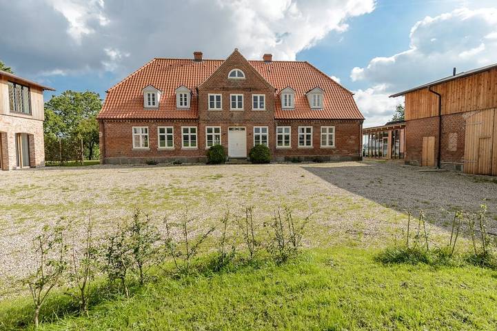 Bauernhof für 11 Personen, mit Garten und Sauna in Rabenkirchen-Faulück