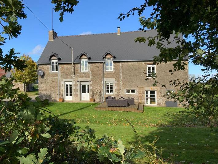 Cottage pour 2 personnes, avec vue ainsi que jardin et terrasse à Fougerolles-du-Plessis