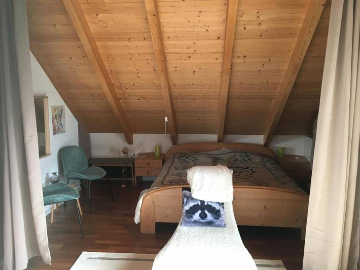 Ferienwohnung für 3 Personen, mit Ausblick und Garten sowie Sauna