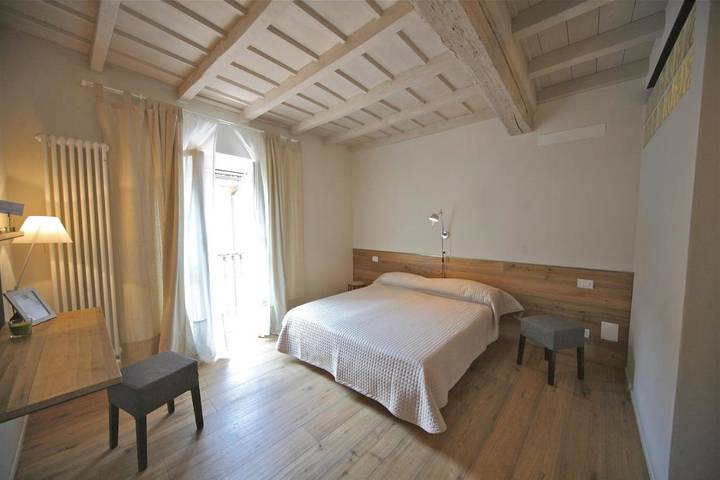 Chambre d’hôte pour 3 personnes, avec vue et balcon, animaux acceptés à Pavie - 4