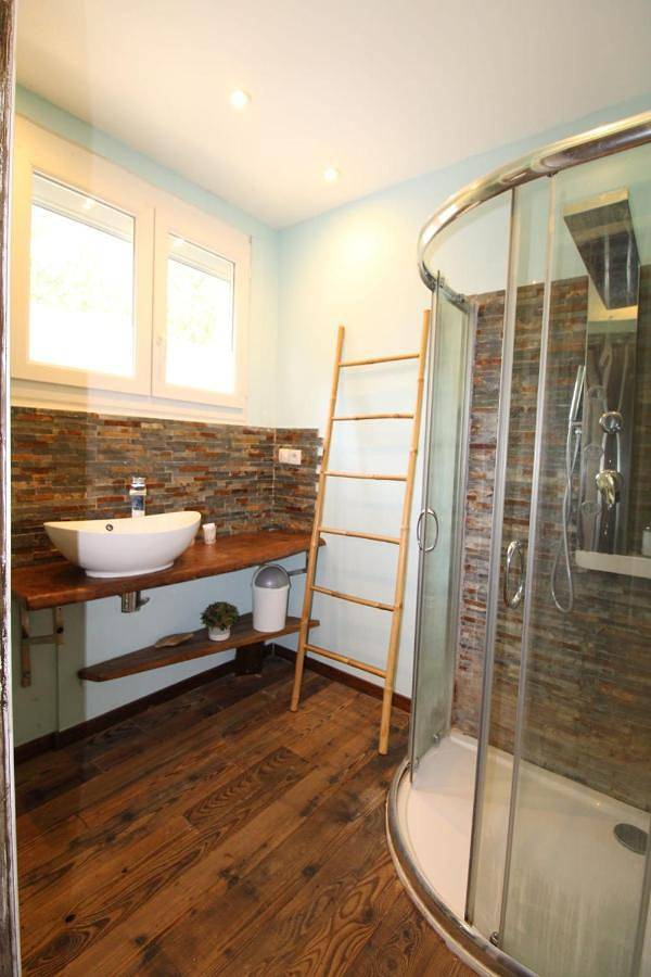 Gîte pour 2 personnes, avec piscine et jacuzzi ainsi que jardin et balcon à Le Pin - 3