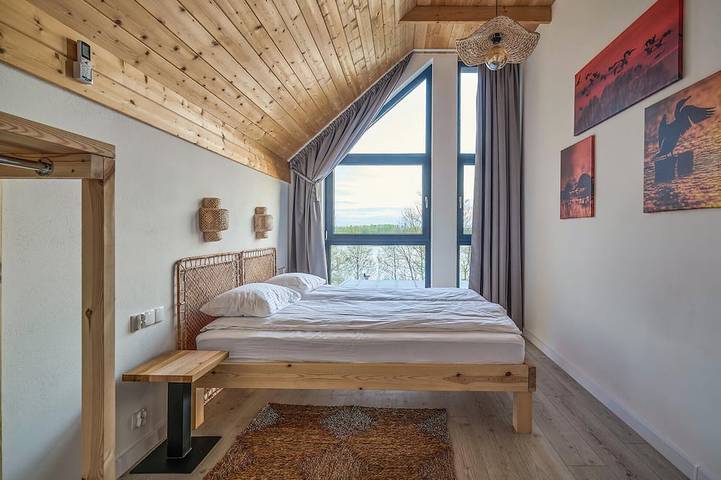Beach front home in Ostrowite with Wifi in Kujawien-Pommern
