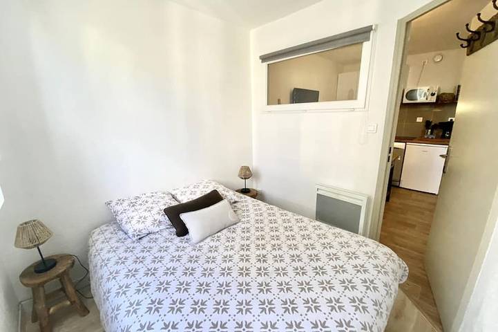 Gîte pour 4 personnes, avec jardin et terrasse dans Plage Sables Blancs - 2