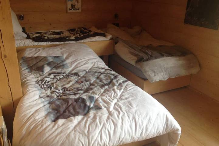 Gîte pour 8 personnes, avec terrasse et jardin à Praz de Lys - 4