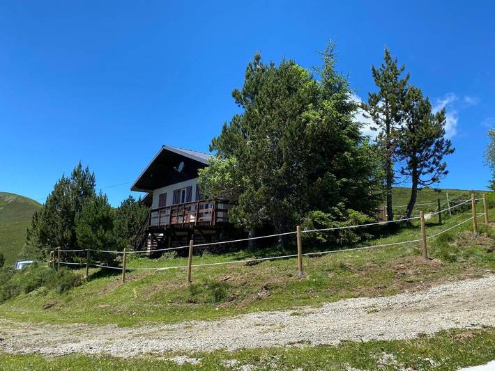 Gîte pour 8 personnes, avec jardin et vue à Ascou