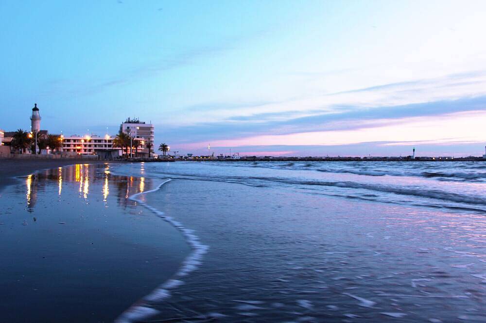Appartement entier, Appart 4 places à 300m de la plage du Boucanet in Le Grau-du-Roi, Côte d'Améthyste