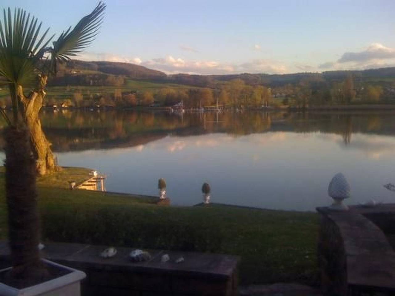 Haus am See mit direktem Seeanstoss in Öhningen, Untersee
