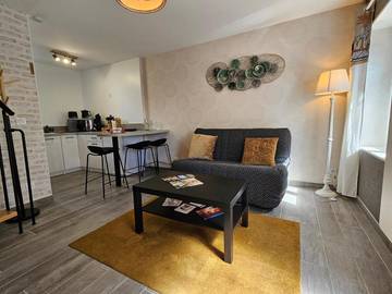 Gîte pour 3 personnes, avec jardin et vue, adapté aux familles à Châtillon-sur-Cher