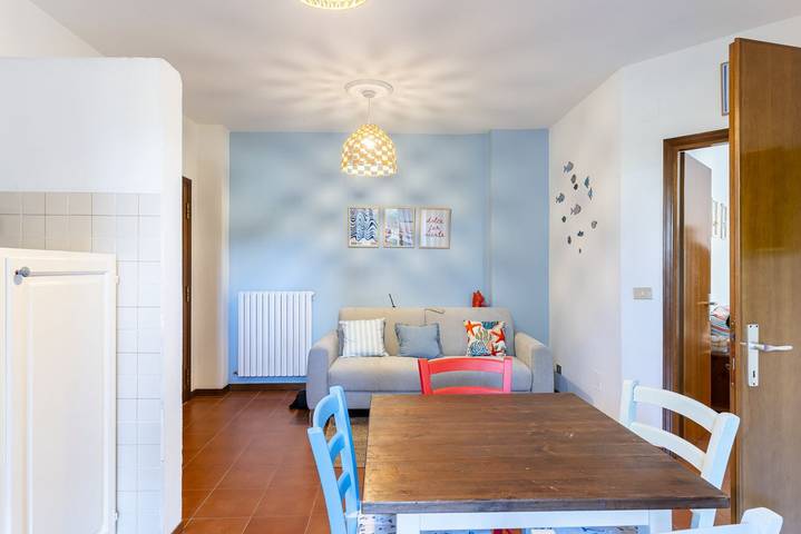 Appartement entier, Appartement de vacances pour 4 personnes avec balcon/terrasse in Livourne, Côte des Étrusques