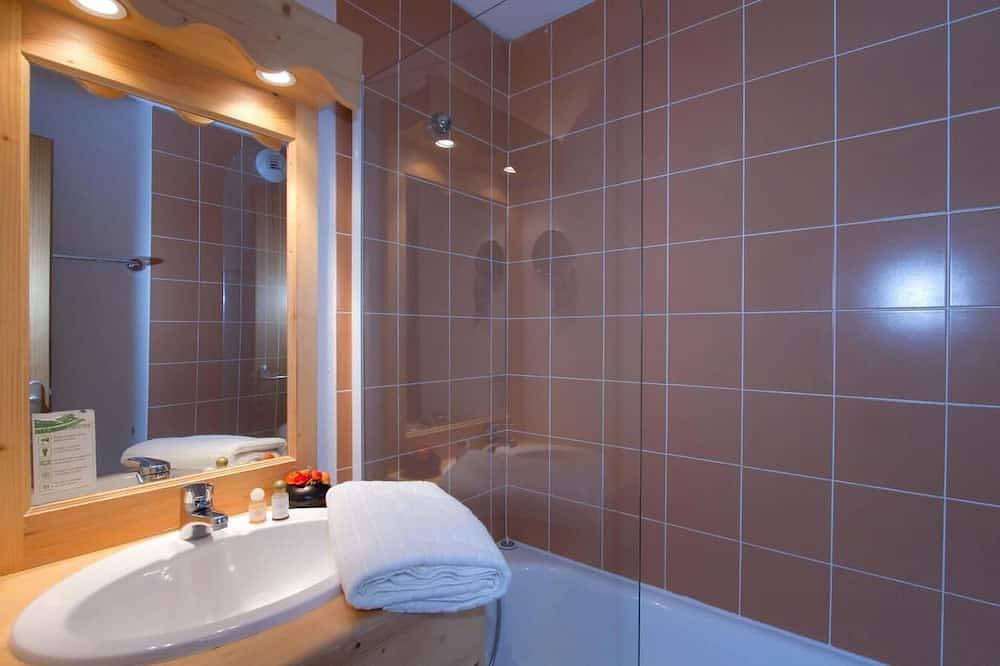Landhaus, wifi, skiurlaub an der piste, fitness, schwimmbad, terrasse, balkon, parkmöglichkeiten in Saint-Étienne-en-Dévoluy, Le Dévoluy