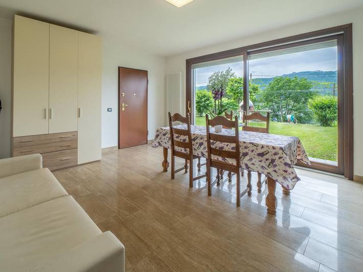 Appartamento intero, Tondo in Castelveccana, Lago Maggiore (Lombardia)