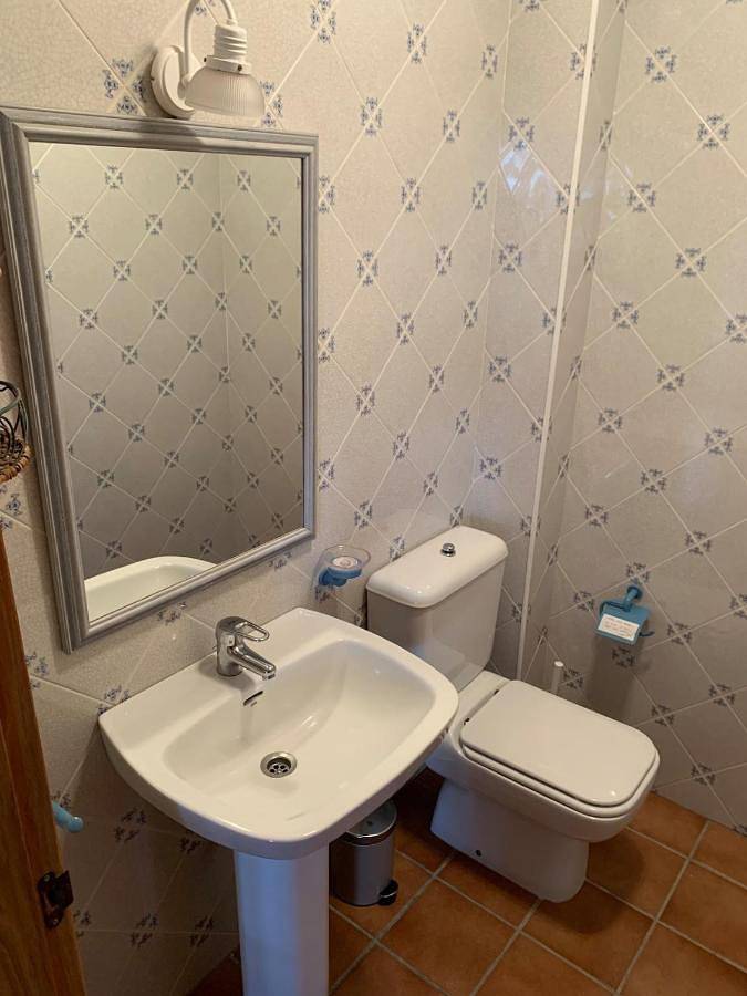 Location de vacances pour 7 personnes, avec terrasse ainsi que piscine et jardin à O Grove - 3