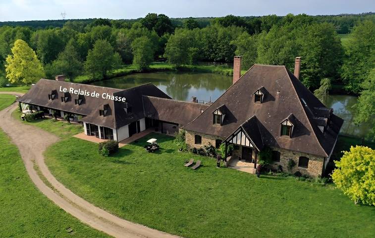 Gîte pour 11 personnes, avec jardin ainsi que piscine et jacuzzi dans Centre-Val de Loire - 2