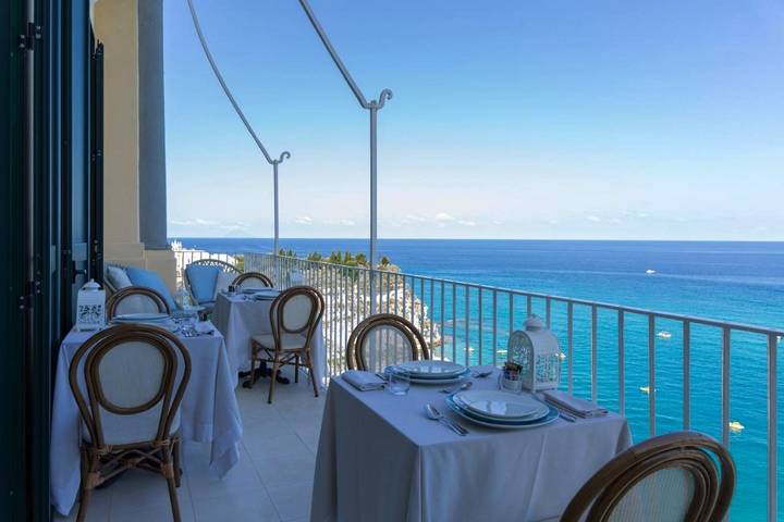 Hôtel pour 2 personnes, avec terrasse et vue à Tropea